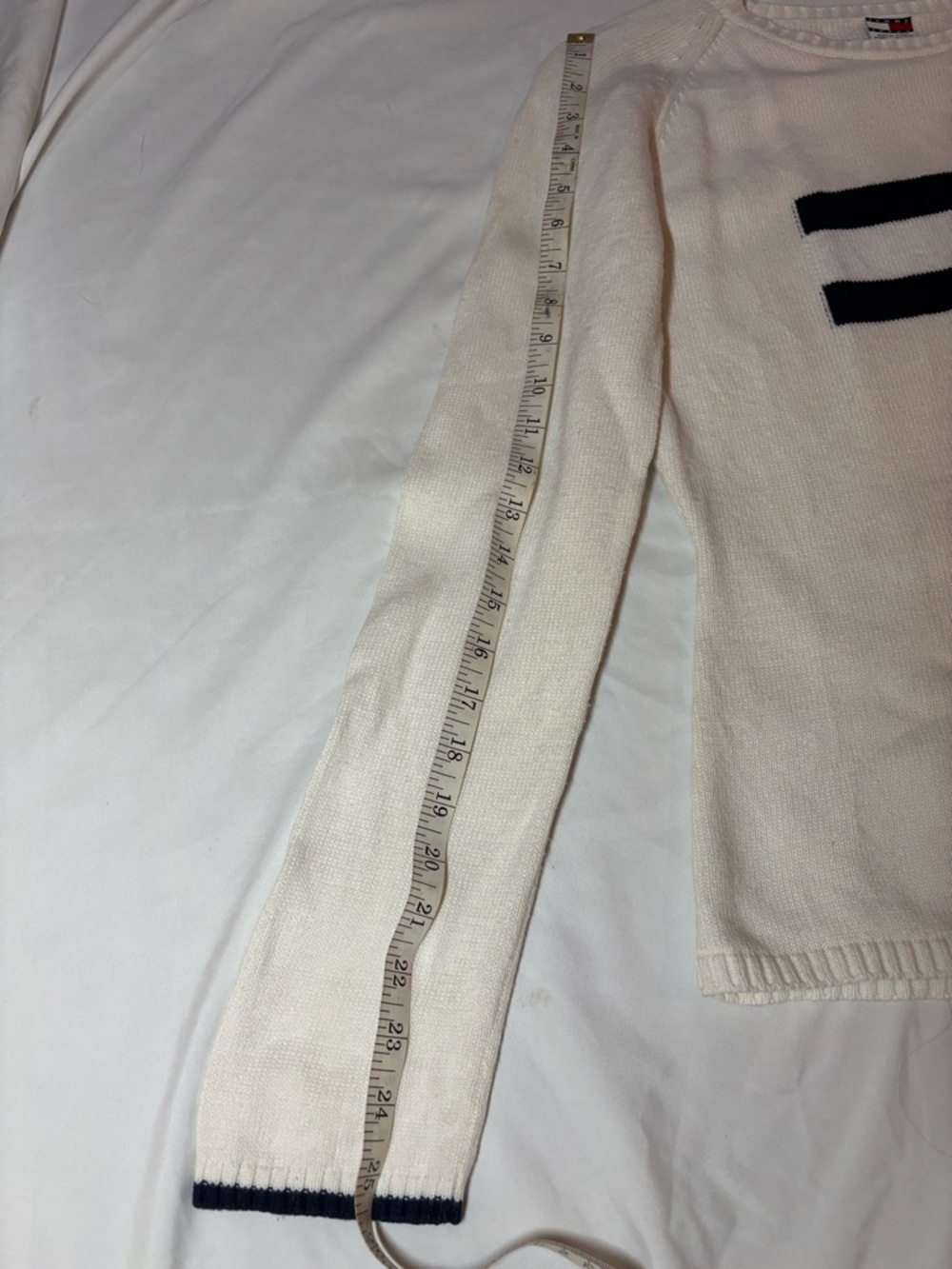Tommy Hilfiger Children’s Cream Crewneck Sweater with Signature Flag, Size L - Picture 7 of 7